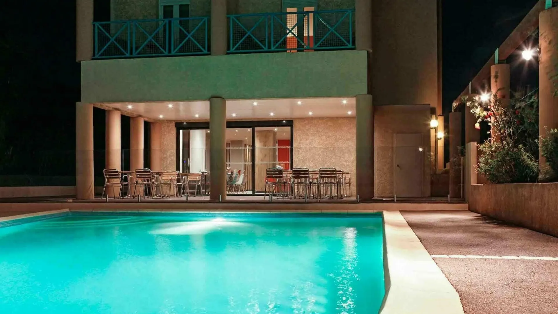Hotel Ibis Hyeres Centre 3*,  France