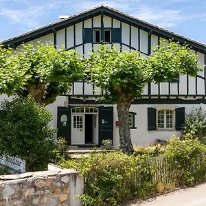 **** Hotel Domaine De Bassilour France