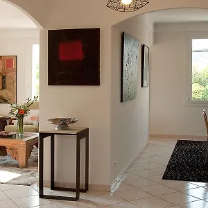 Appartement D Artiste, Hyères